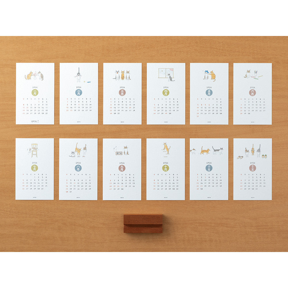 Kalendarz miesięczny na biurko Midori 2026 | Koty