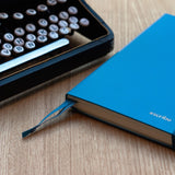 Tłoczenie na notatnikach