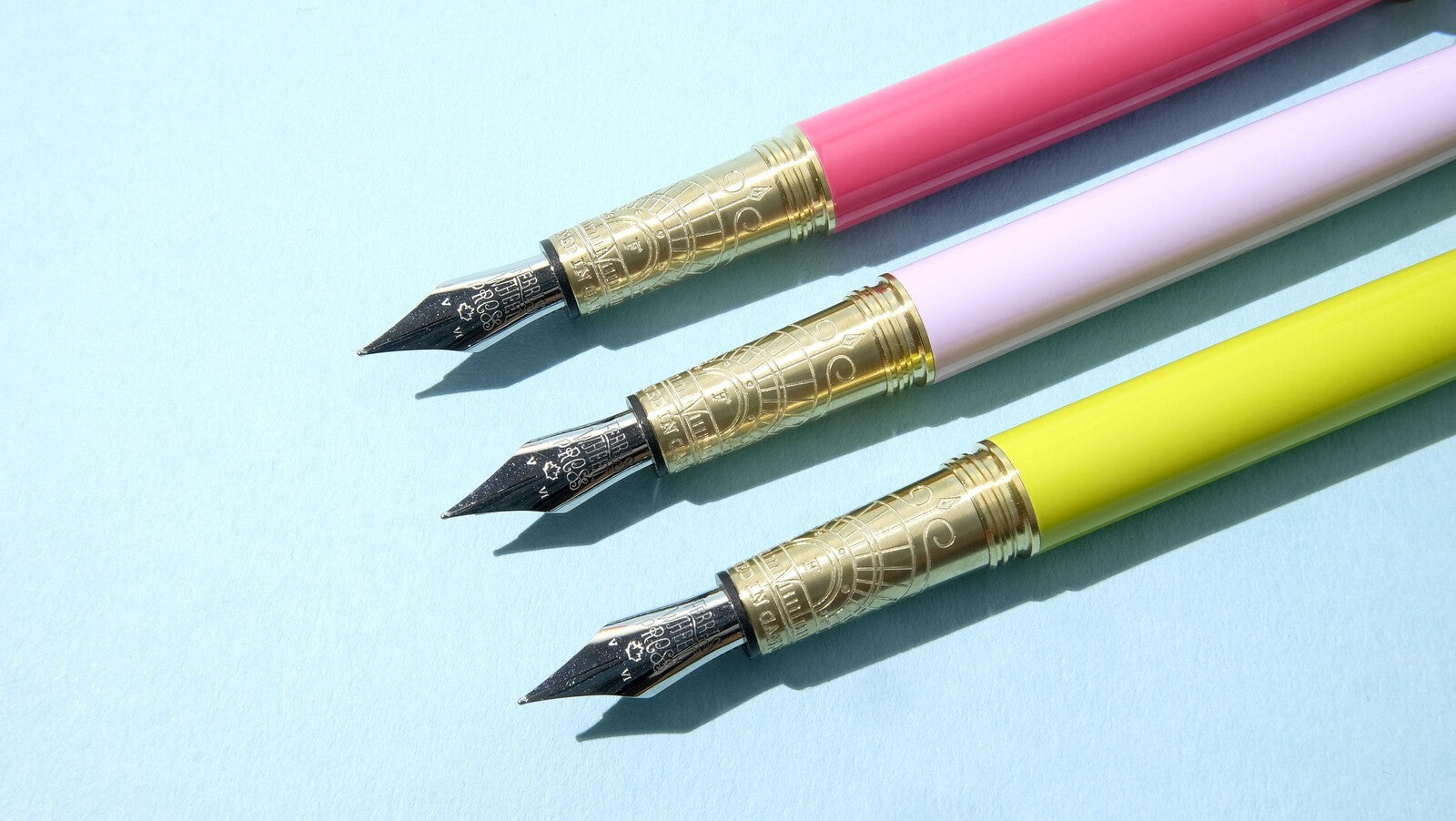 Pióro wieczne Ferris Wheel Press The Brush Spring Violette