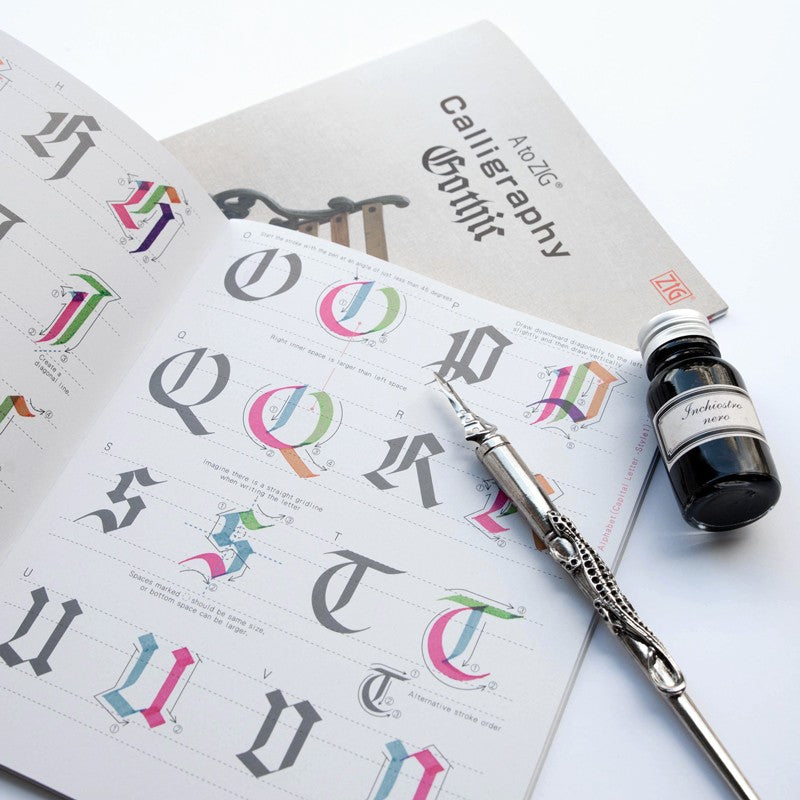 Kuretake książeczka do kaligrafii Zig Calligraphy Gothic Book