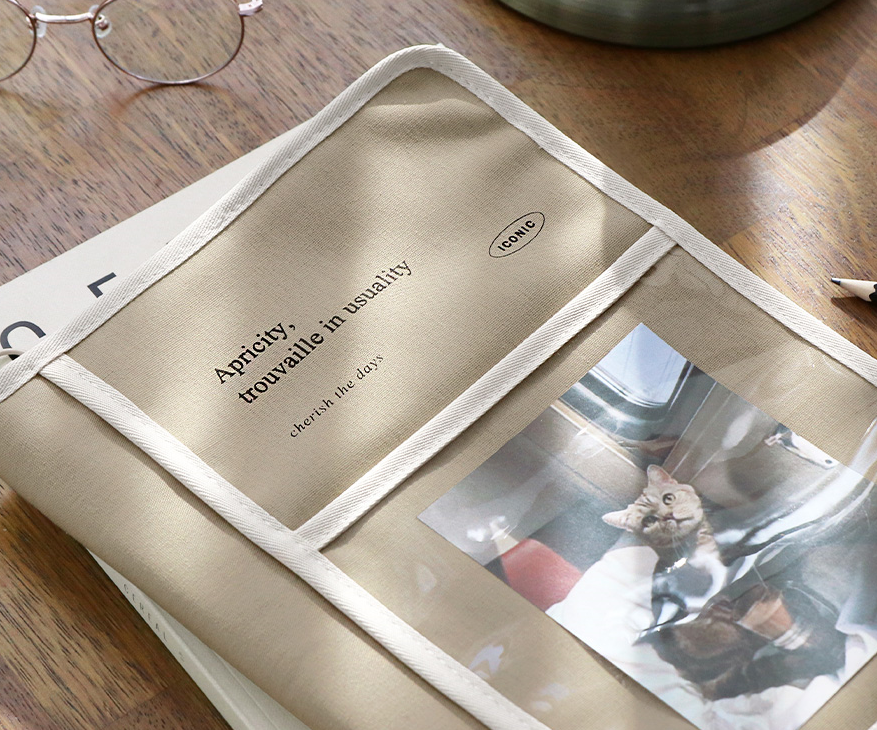 Etui ICONIC Cottony Book Pouch