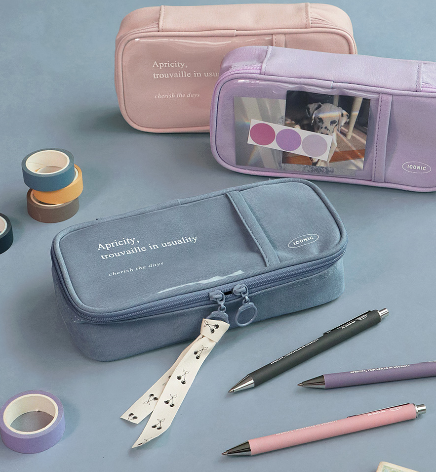 Piórnik ICONIC Cottony Grand Pen Pouch Niebieski