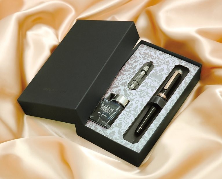 Pióro wieczne Platinum Century 3776 Shape of a Heart - Edycja Limitowana