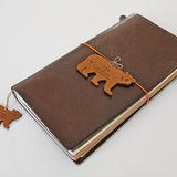 Skórzane zawieszki Traveler's Factory | Niedźwiedź