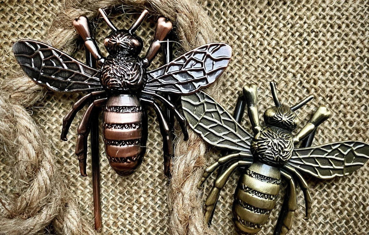 Klips Esterbrook Pszczoła Mosiężna