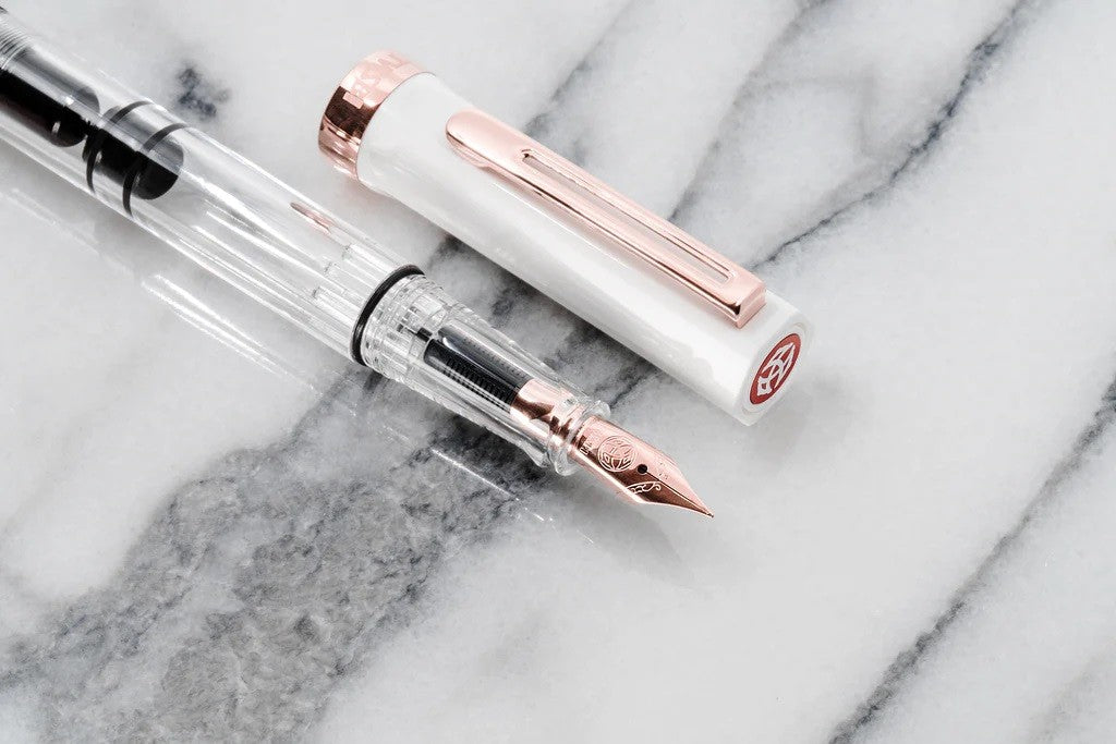 Pióro wieczne TWSBI ECO Rose Gold | White