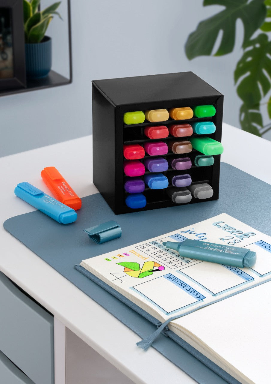 Zestaw zakreślaczy Faber-Castell 24 szt.