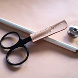 Skórzana zatyczka na ołówek Tools to Liveby | Naturalna