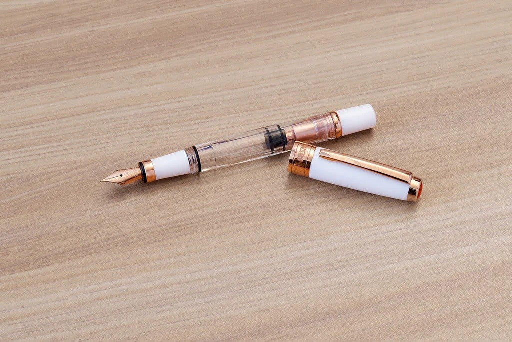 Pióro wieczne TWSBI Diamond 580 Rose Gold II | White
