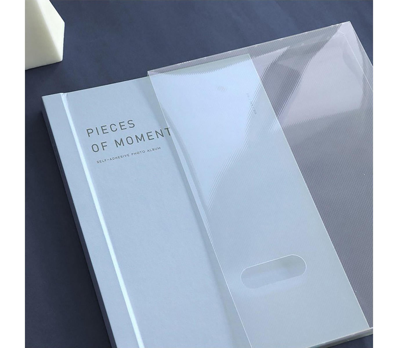 Album na zdjęcia ICONIC Lettering Sticky Album