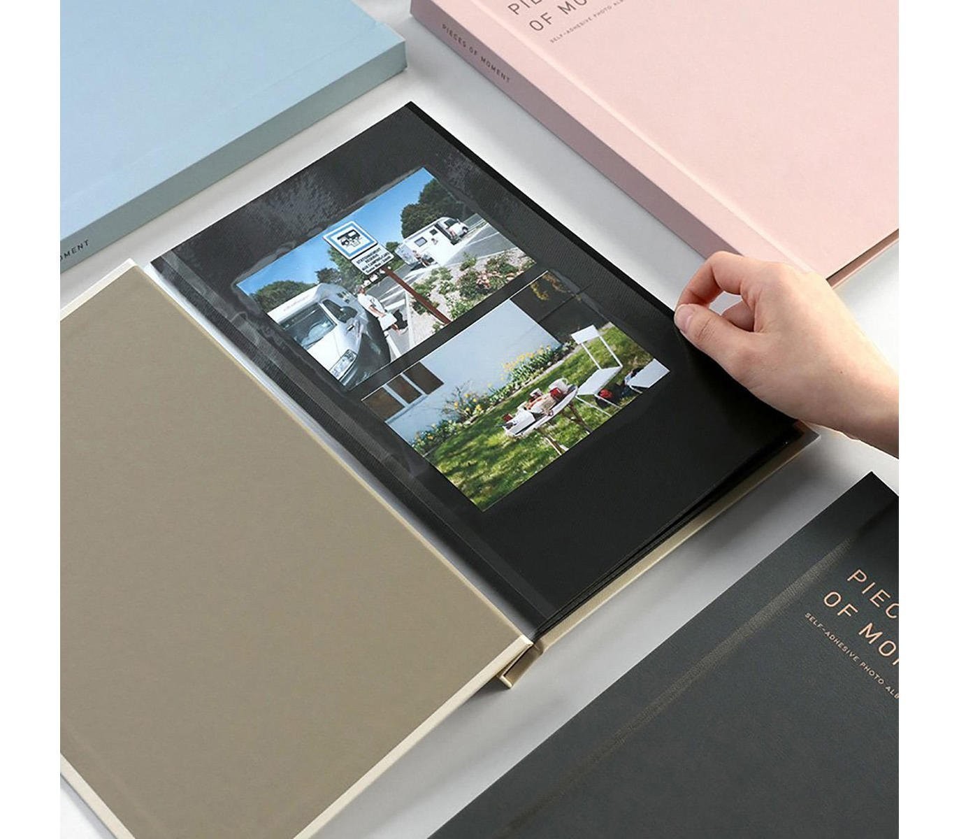 Album na zdjęcia ICONIC Lettering Sticky Album