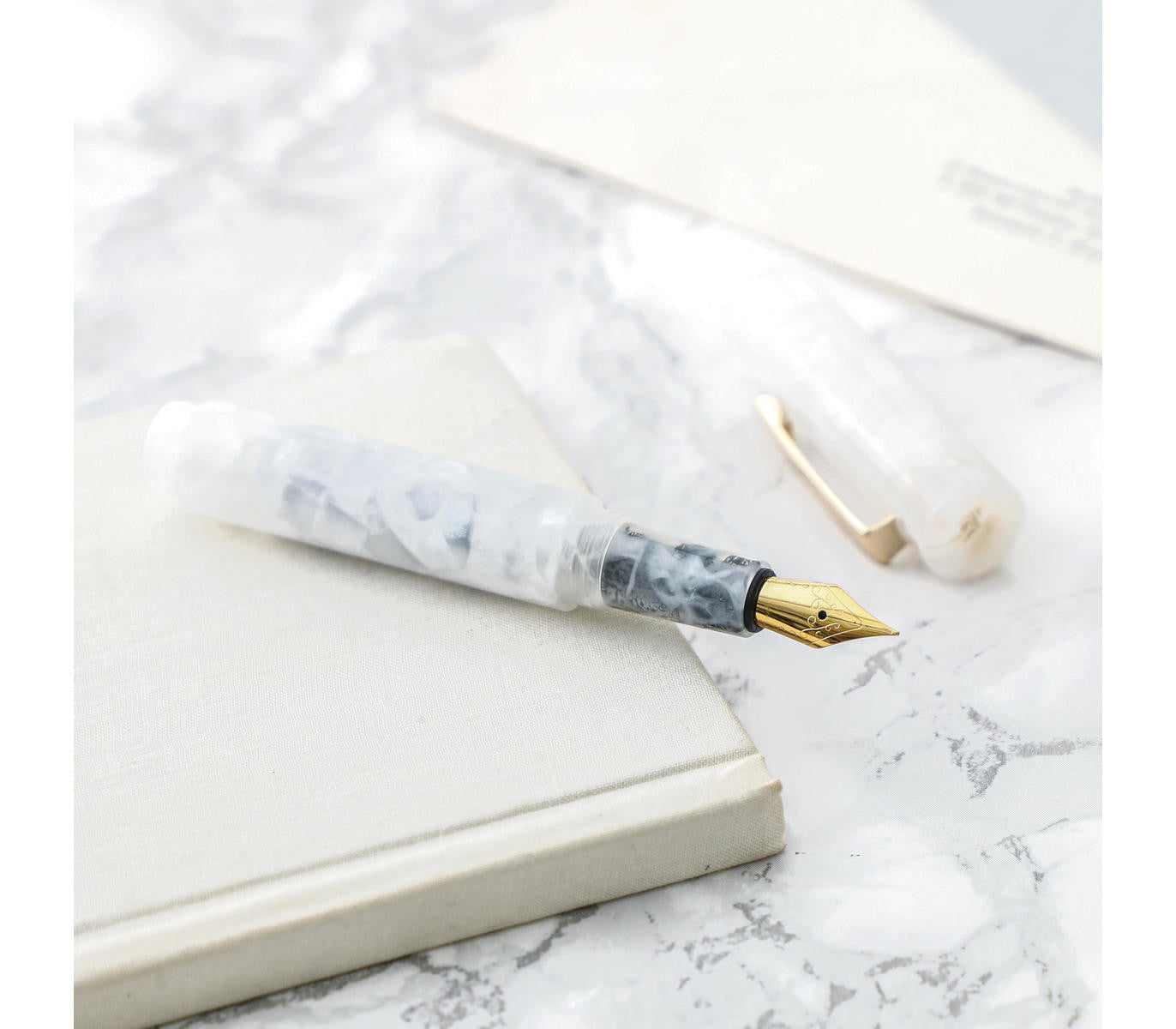 Pióro wieczne Attaché HIGHTIDE Marbled | Białe