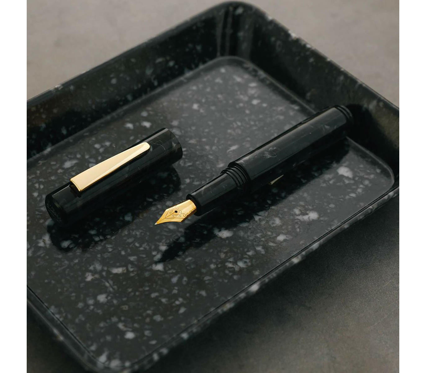 Pióro wieczne Attaché HIGHTIDE Marbled | Czarne