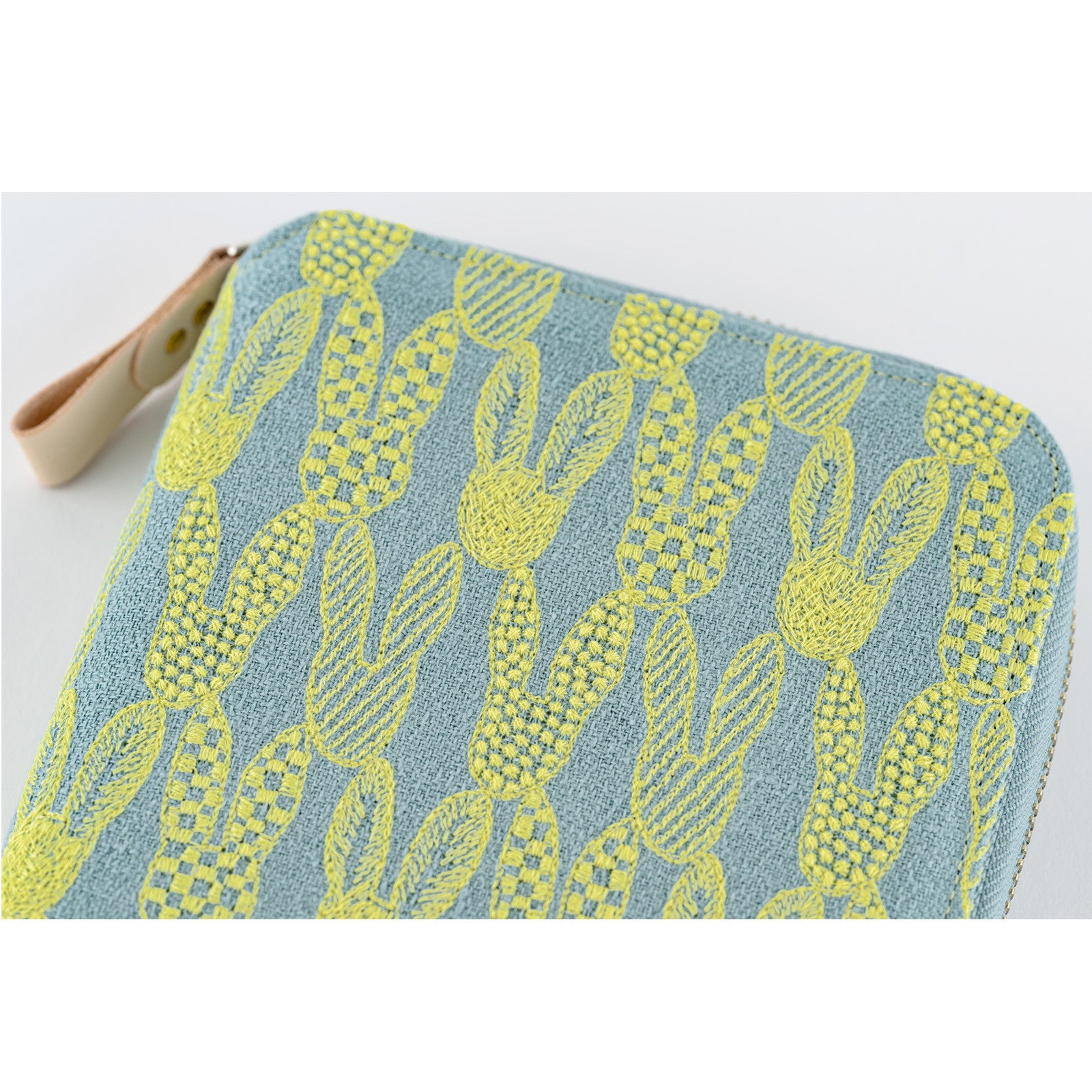 Okładka na kalendarz Hobonichi Techo A6 | minä perhonen: pomppia (Light Blue)