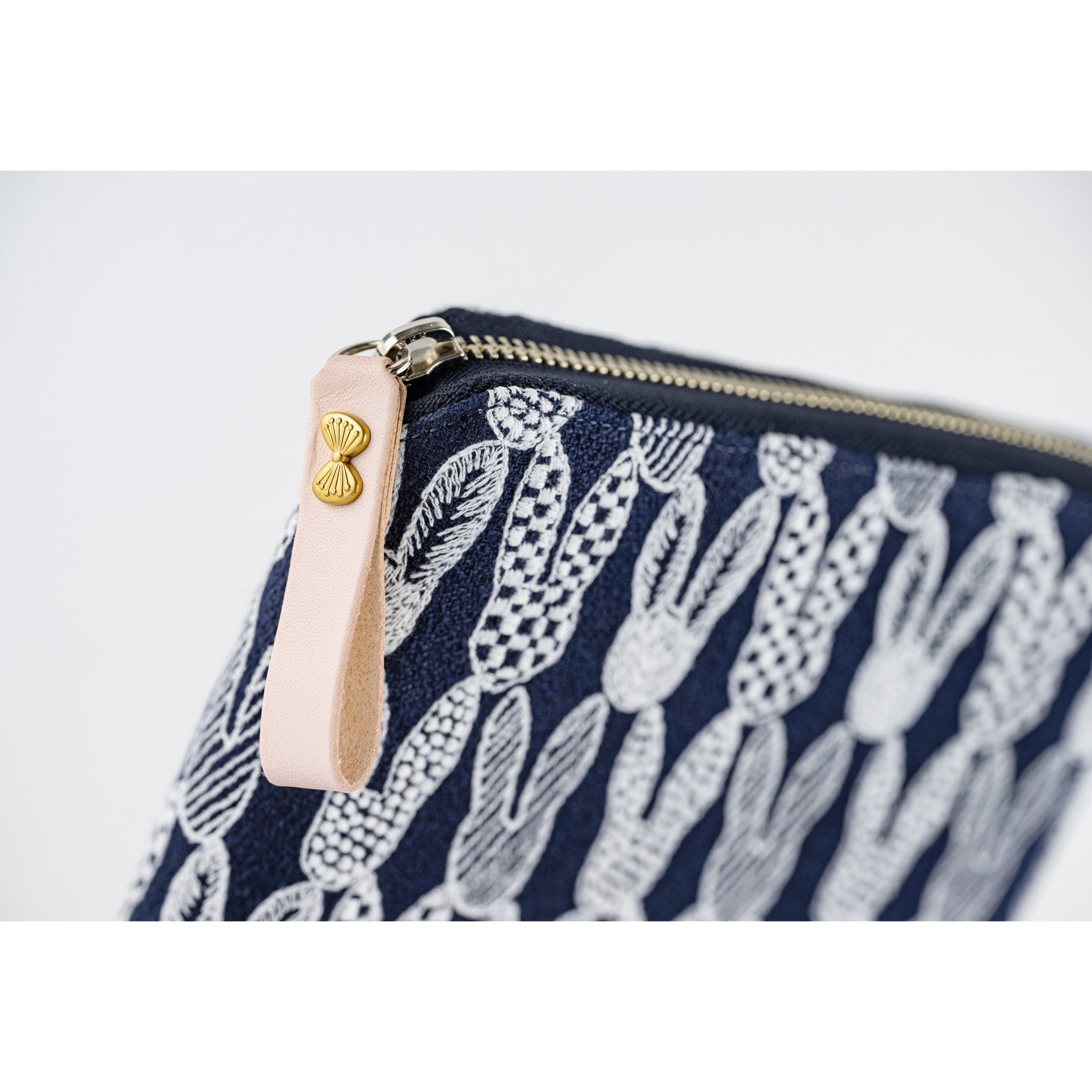 Okładka na kalendarz Hobonichi Techo A5 | minä perhonen: pomppia (Navy)