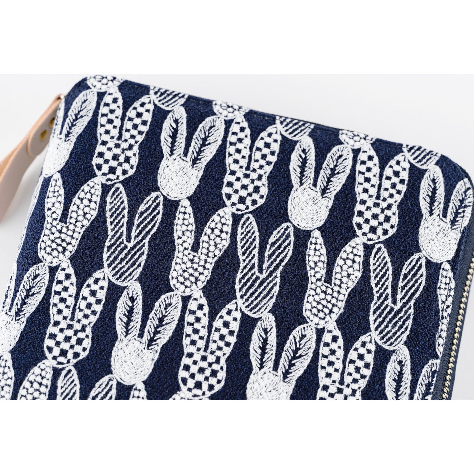 Okładka na kalendarz Hobonichi Techo A5 | minä perhonen: pomppia (Navy)