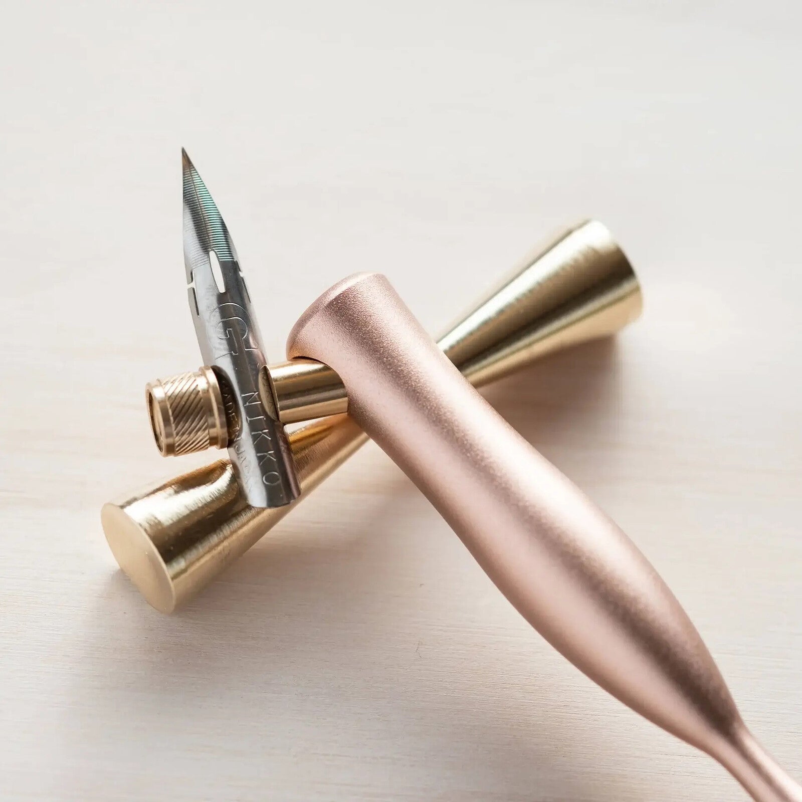 Obsadka Flourish Tom's Studio | Oblique Rose Gold