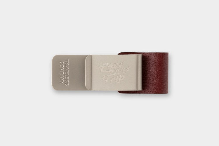 Uchwyt na długopis Traveler's Notebook Edycja Limitowana| Love and Trip 2025