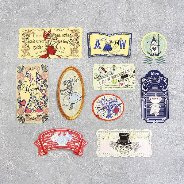 Zestaw naklejek w puszce | Alicja w Krainie Czarów