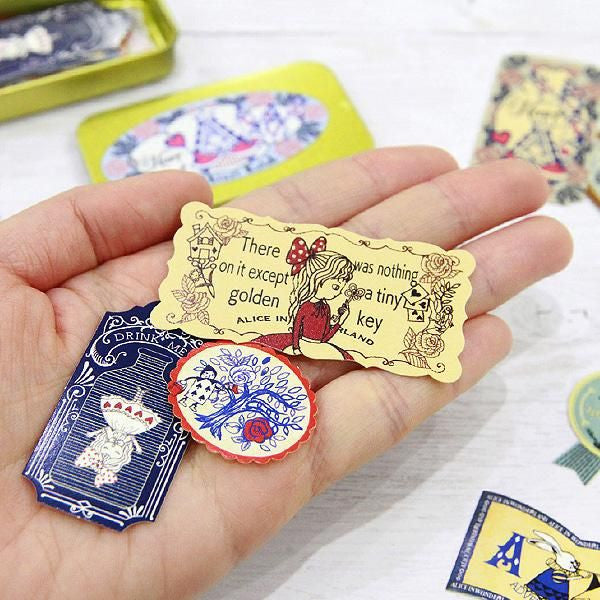 Zestaw naklejek w puszce | Alicja w Krainie Czarów