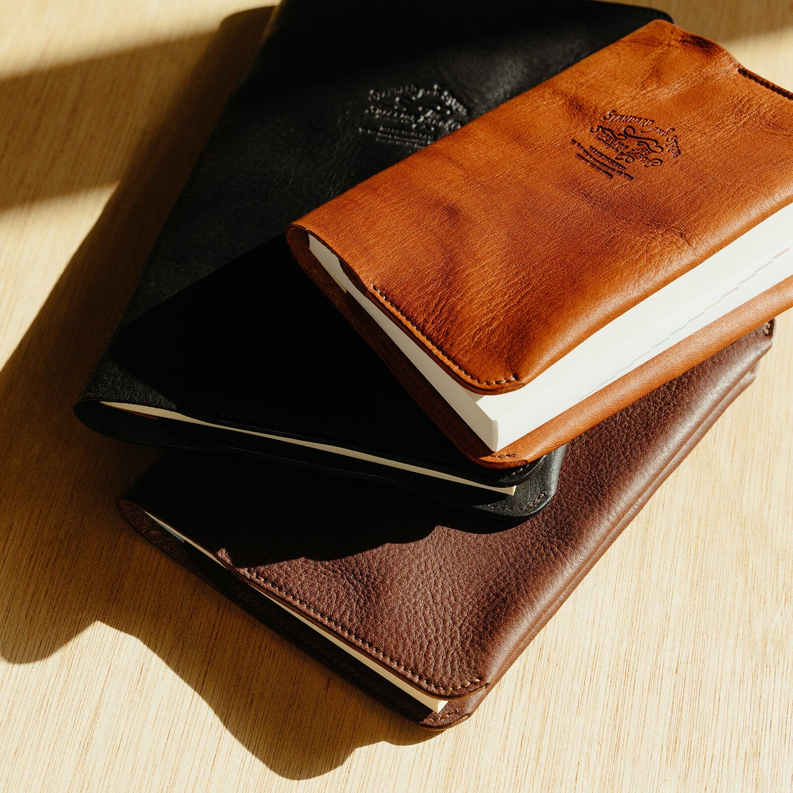 Skórzana okładka The Superior Labor A5 | Jasnobrązowa