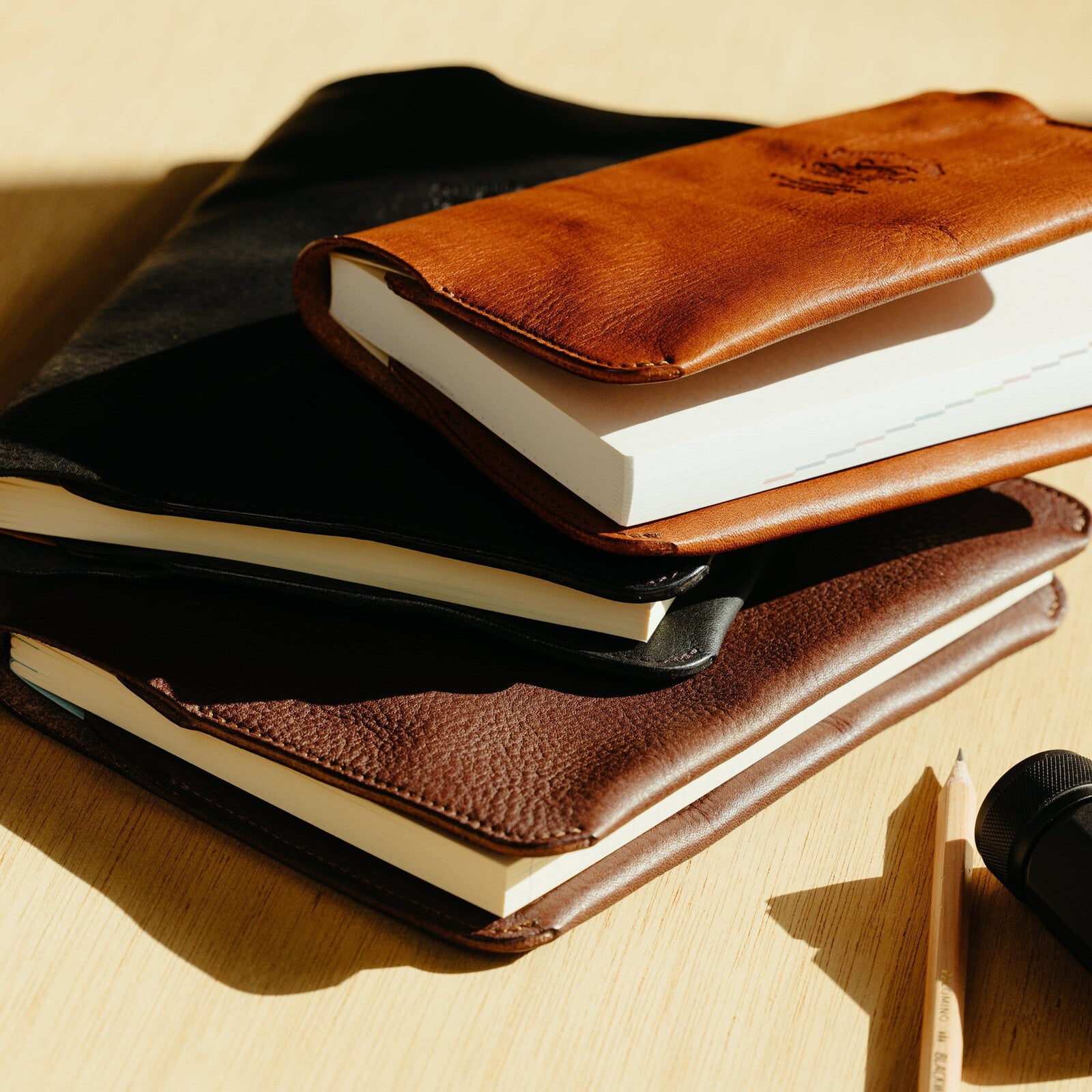 Skórzana okładka The Superior Labor A5 | Brązowa