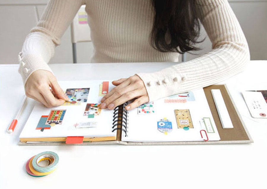 Album do scrapbookingu ICONIC The Scrap Book v.2