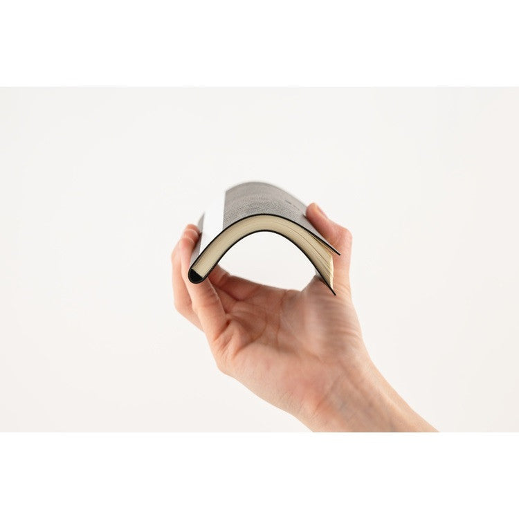 Kalendarz Tygodniowy 2026 Hobonichi Techo Weeks | White Line: Black | Edycja angielska