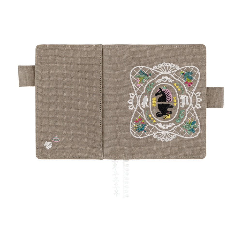 Okładka na kalendarz Hobonichi Techo A6 | iyo okumi: A Story About Me