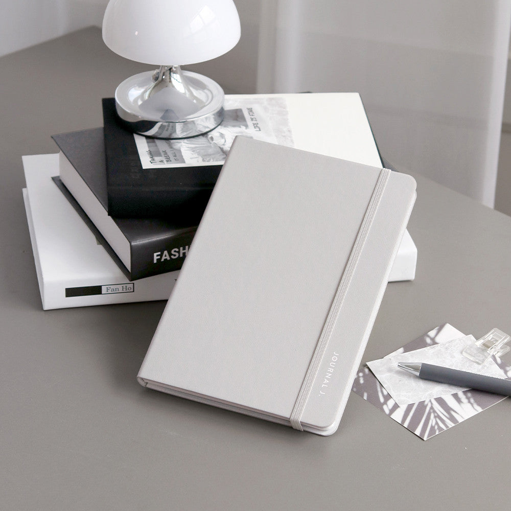 Kalendarz tygodniowy 2026 ICONIC | Journal J | B6