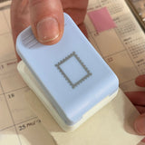 PRZEDSPRZEDAŻ: Dziurkacz | Znaczek