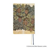 Kalendarz dzienny 2027 Hobonichi Hon A6 | V&A Series: Vine | Edycja angielska