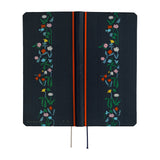 Kalendarz Tygodniowy 2027 Hobonichi Techo Weeks | Yoshie Watanabe: Petit Bloom | Edycja angielska